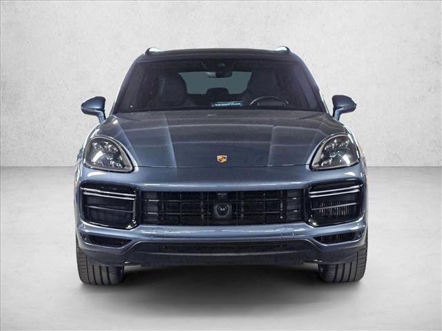 Used 2019 Porsche Cayenne Turbo image 2