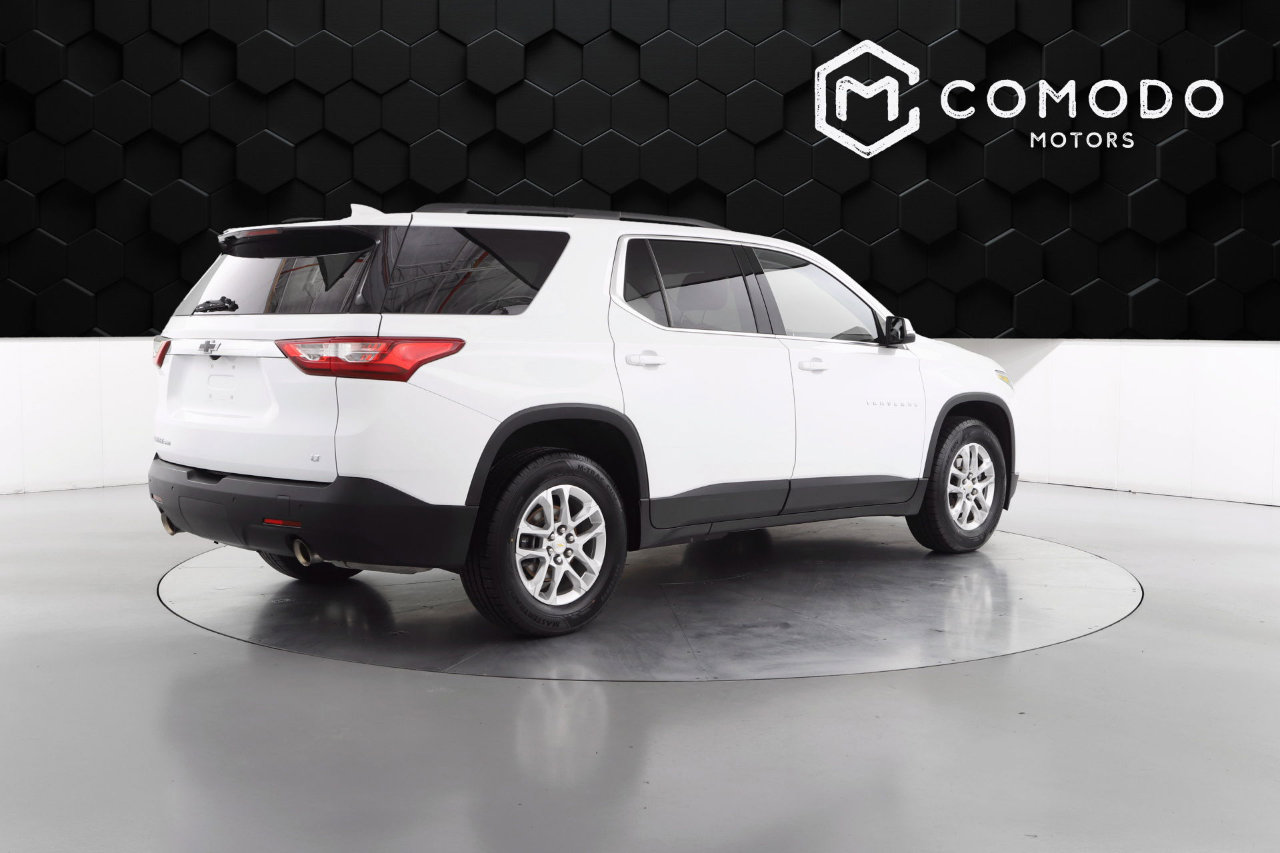 Used 2021 Chevrolet Traverse LT image 3