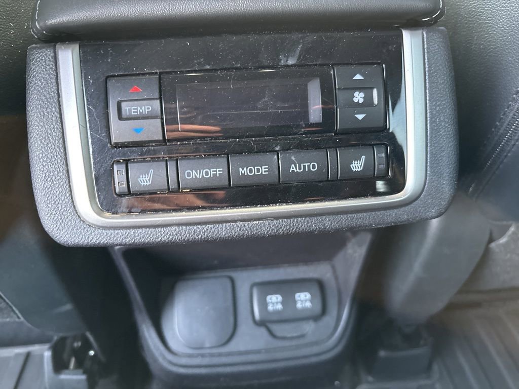 Certified 2022 Subaru Ascent Limited w/ Technology Package image 9