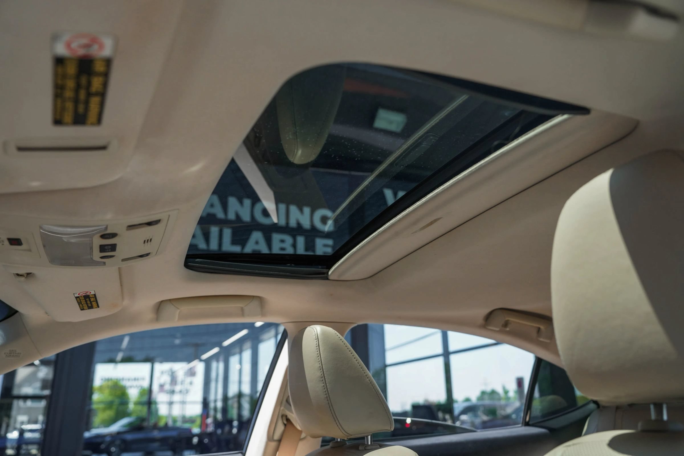 Used 2015 Lexus ES 300h w/ Navigation System Package FWD image 13