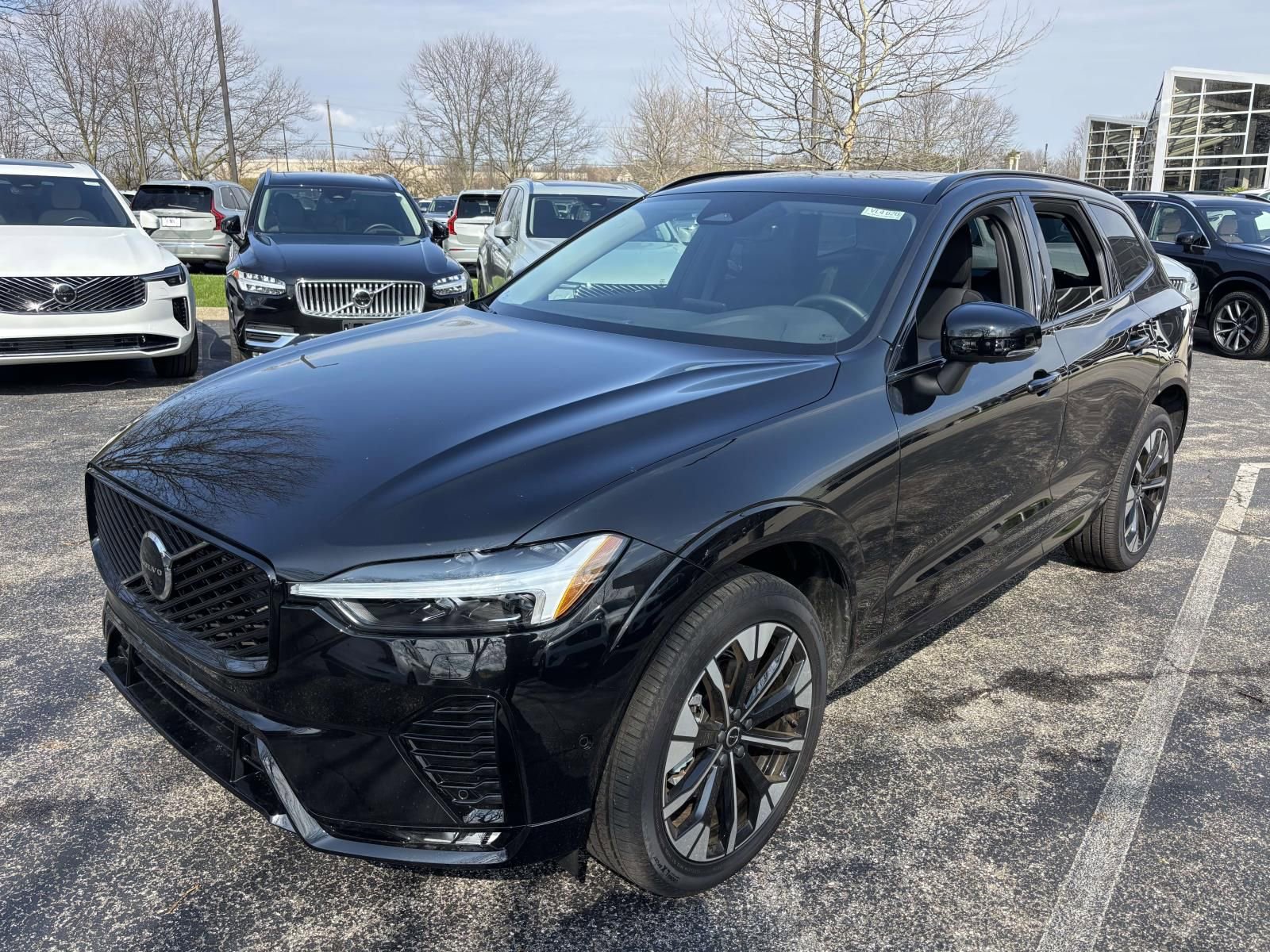 New 2026 Volvo XC60 B5 Plus