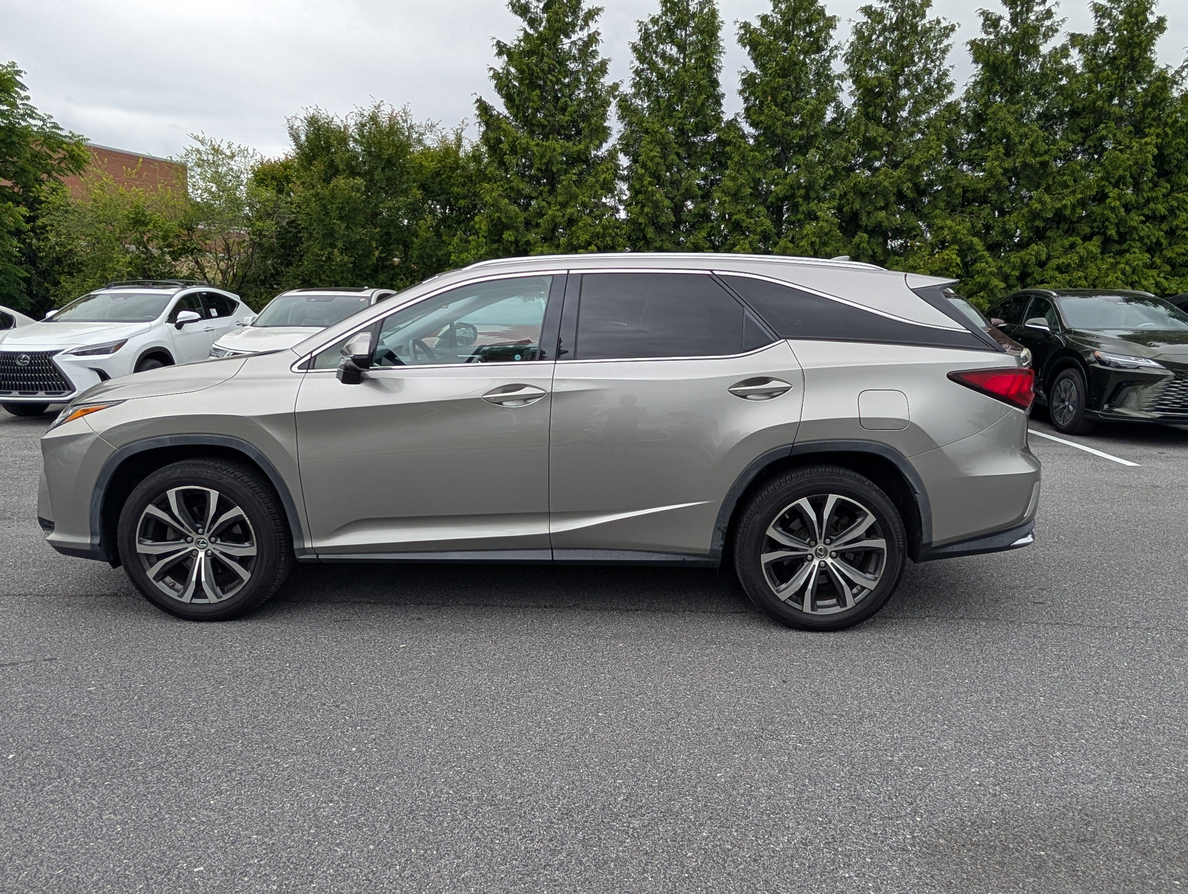 Used 2018 Lexus RX 350L AWD image 6