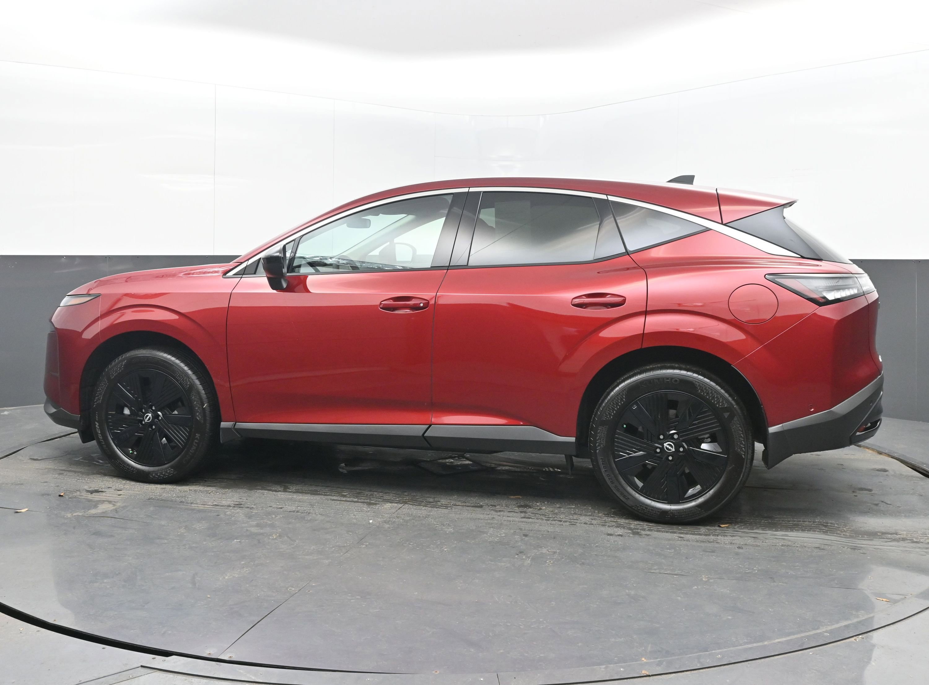 Certified 2025 Nissan Murano SV image 5