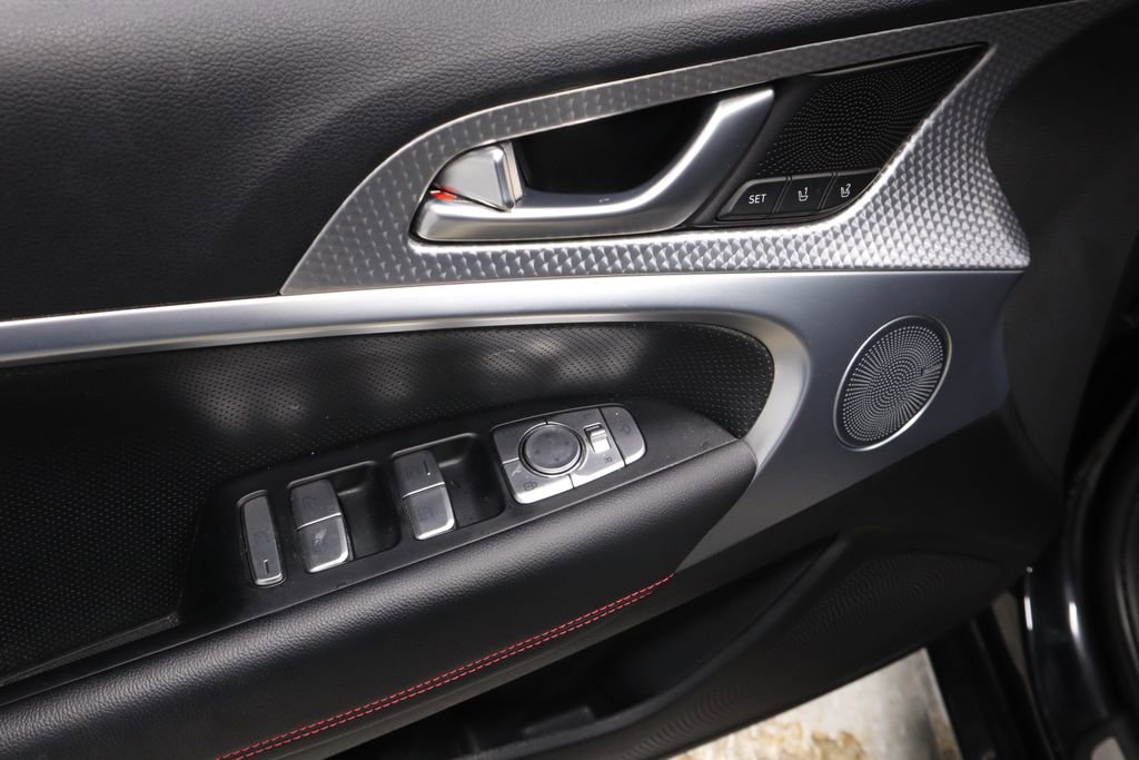 Used 2023 Genesis G70 2.0T w/ Sport Prestige Package image 24