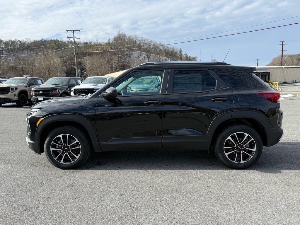 New 2026 Chevrolet TrailBlazer LT w/ Convenience Package image 2