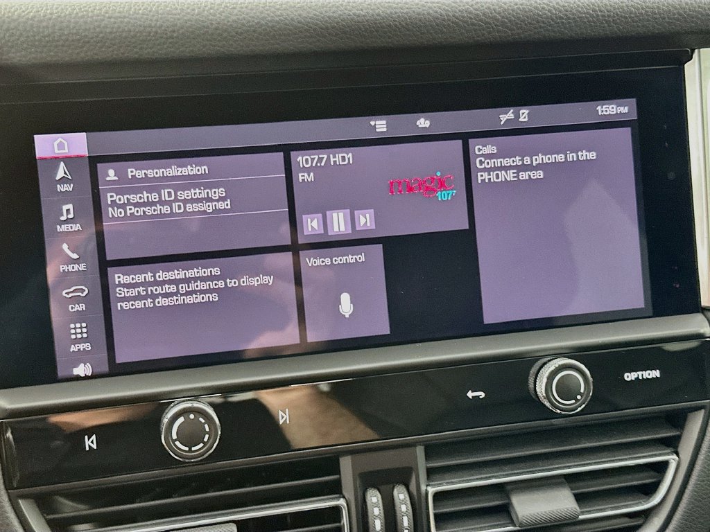 Certified 2023 Porsche Macan S AWD/4WD image 15