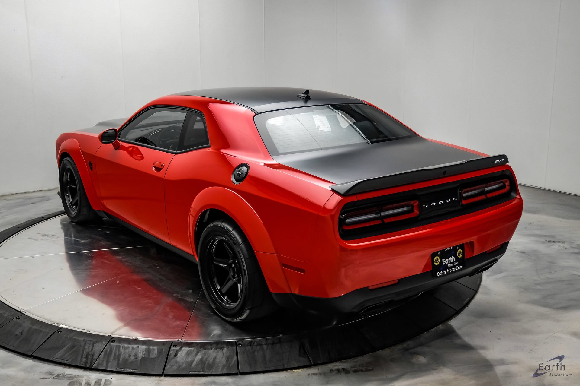 Used 2018 Dodge Challenger SRT Demon RWD image 13