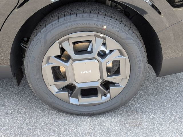 New 2026 Kia Carnival EX FWD image 9
