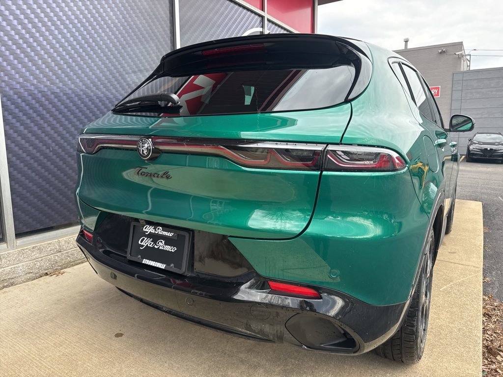 New 2026 Alfa Romeo Tonale w/ Quick Order Package 23H Volce AWD/4WD image 3