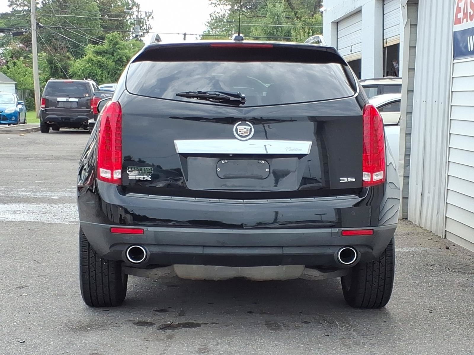 Used 2015 Cadillac SRX Performance w/ Driver Awareness Package FWD image 4