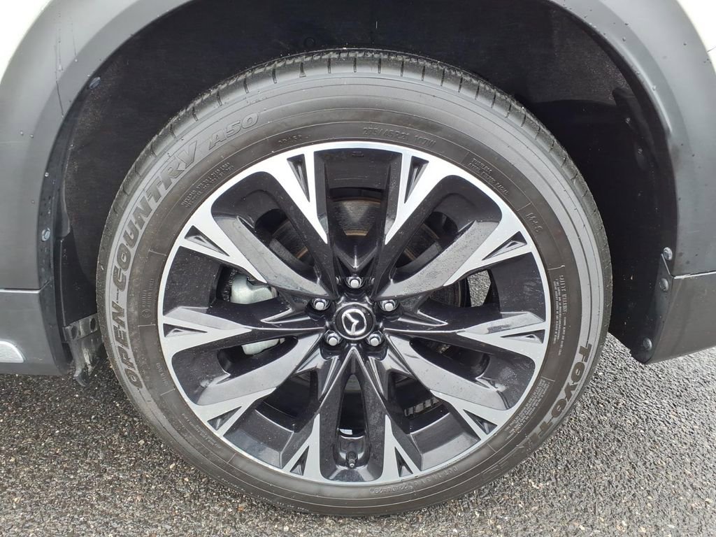 Used 2024 MAZDA CX-90 Plug-In Hybrid w/ Premium Pkg image 18