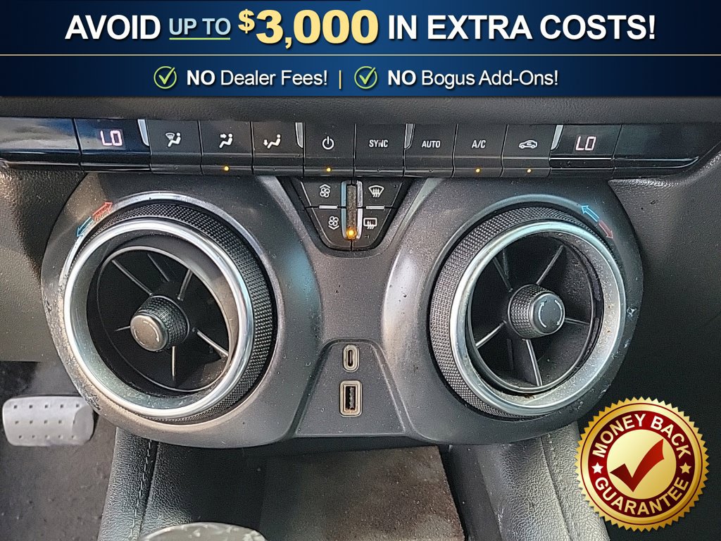Used 2019 Chevrolet Blazer LT FWD image 24