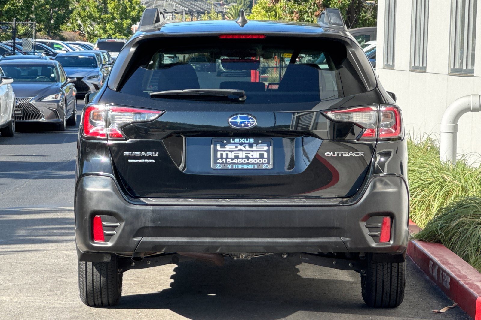 Used 2020 Subaru Outback Premium image 9