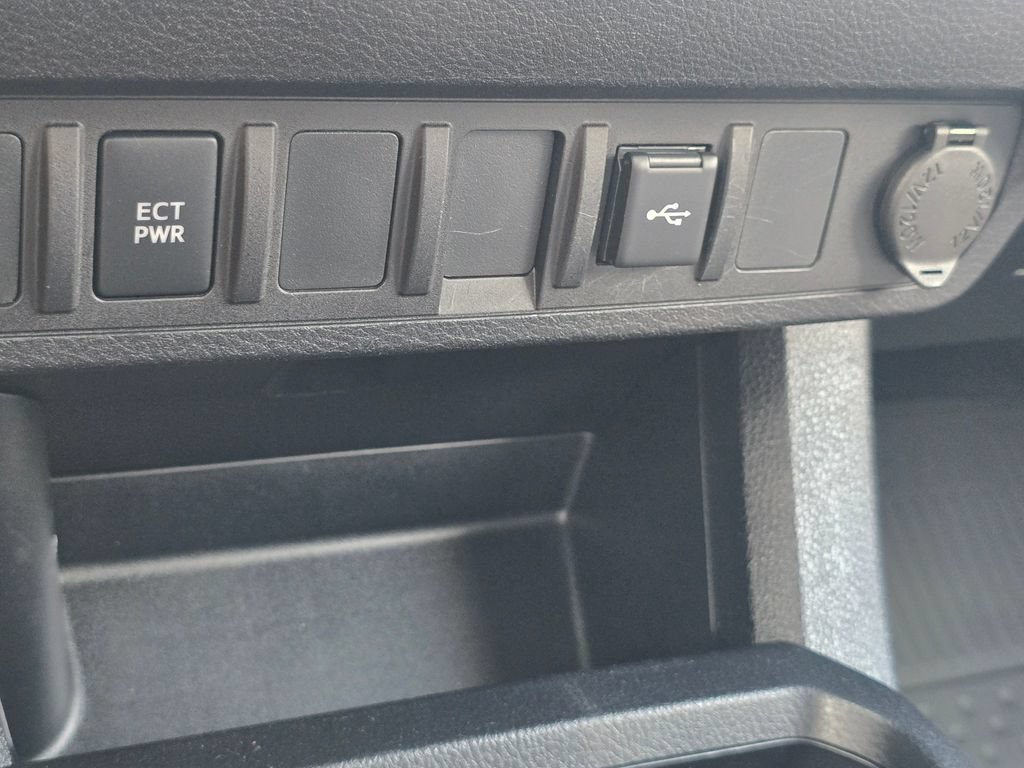 Certified 2023 Toyota Tacoma SR AWD/4WD image 28