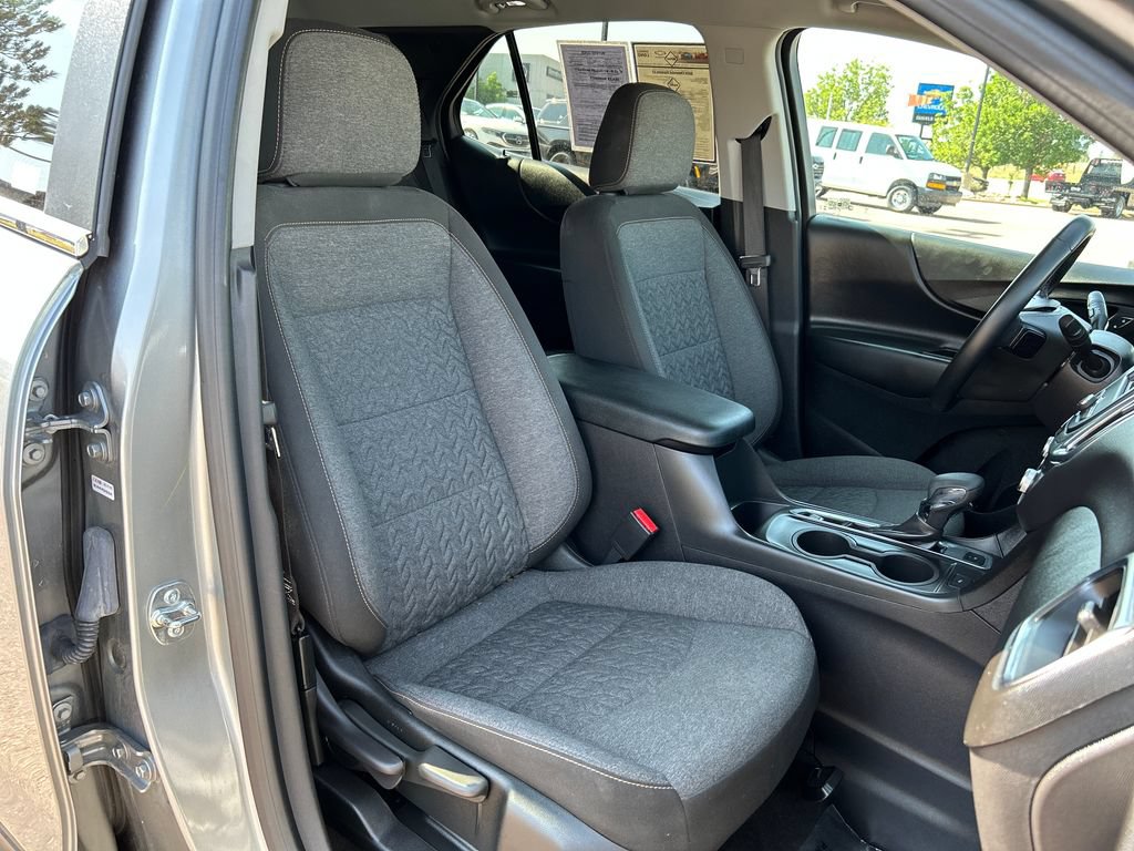 Used 2024 Chevrolet Equinox LT AWD/4WD image 17