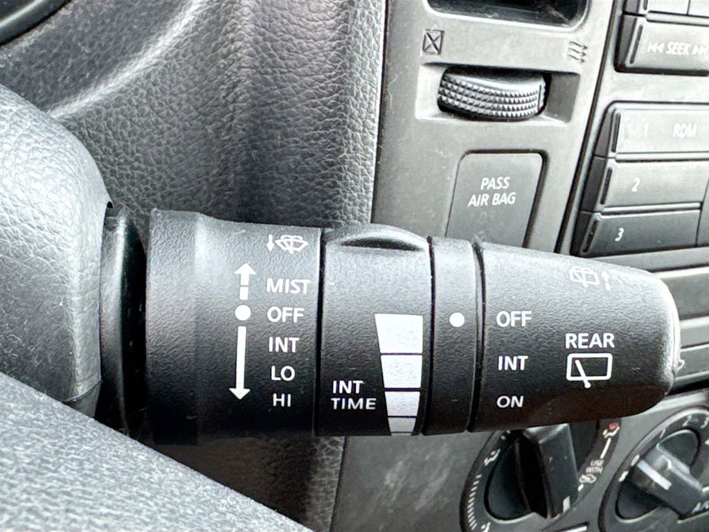 Used 2012 Nissan Versa 1.8 S w/ Plus Pkg image 15