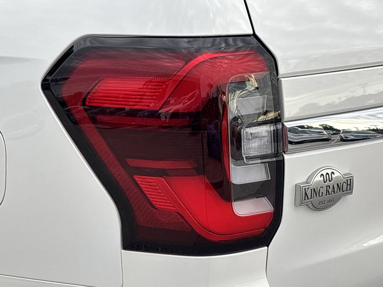 Used 2024 Ford Expedition Max King Ranch image 7