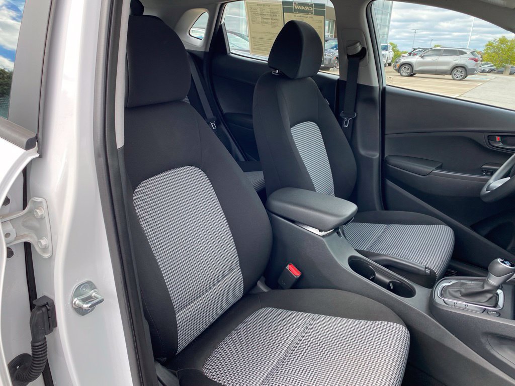 Used 2023 Hyundai Kona SE w/ Cargo Package AWD/4WD image 30