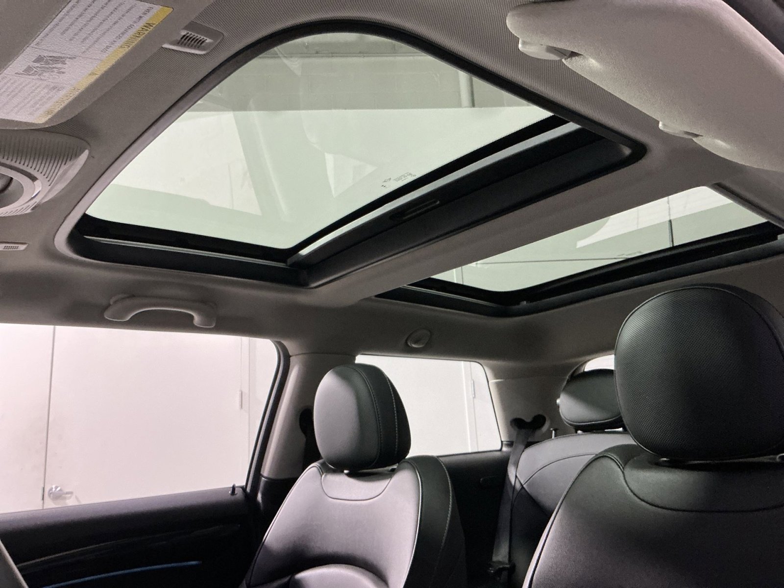 Used 2023 MINI Cooper S image 31