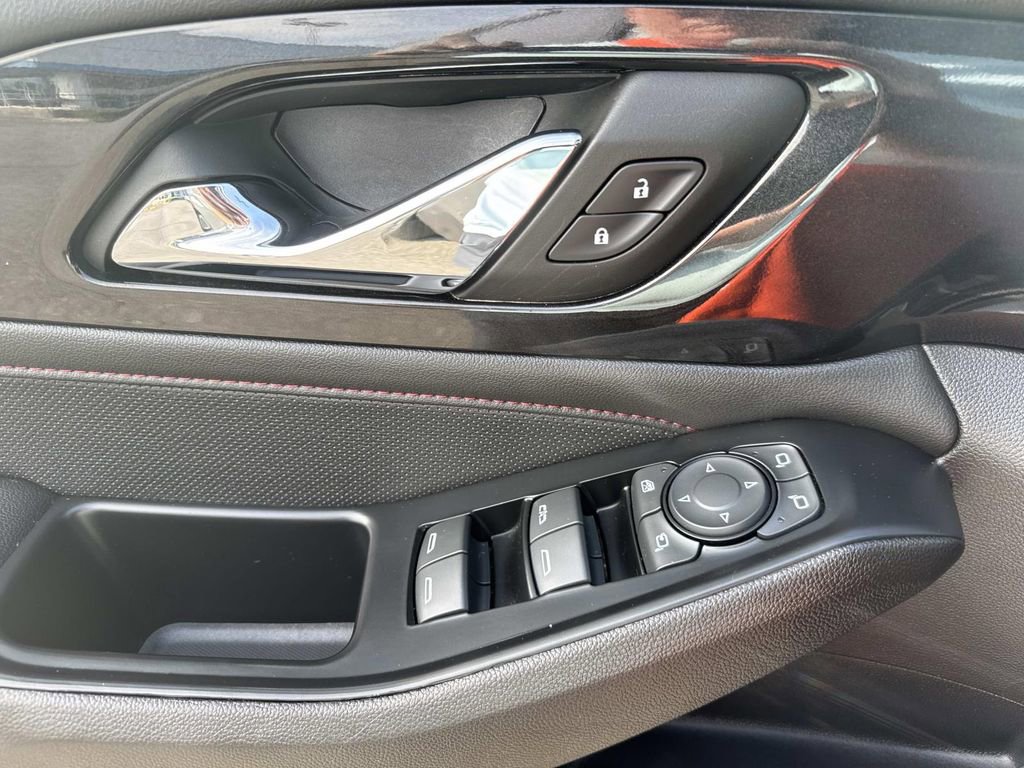 Certified 2023 Chevrolet Traverse RS image 19