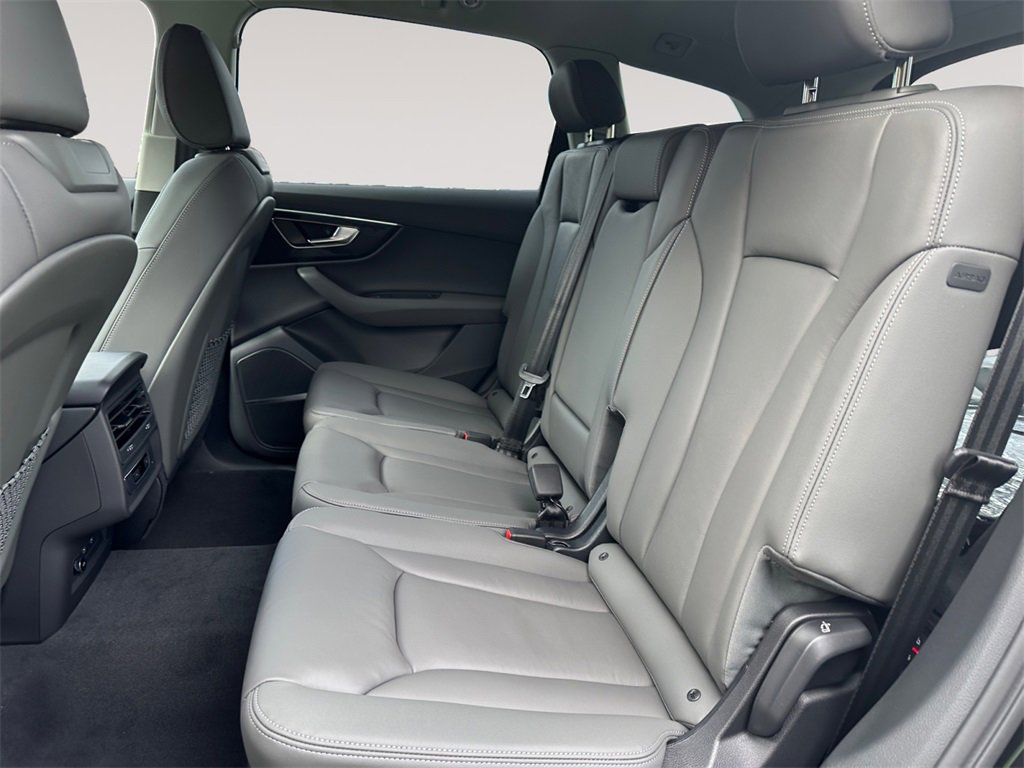 New 2026 Audi Q7 3.0T Premium image 13