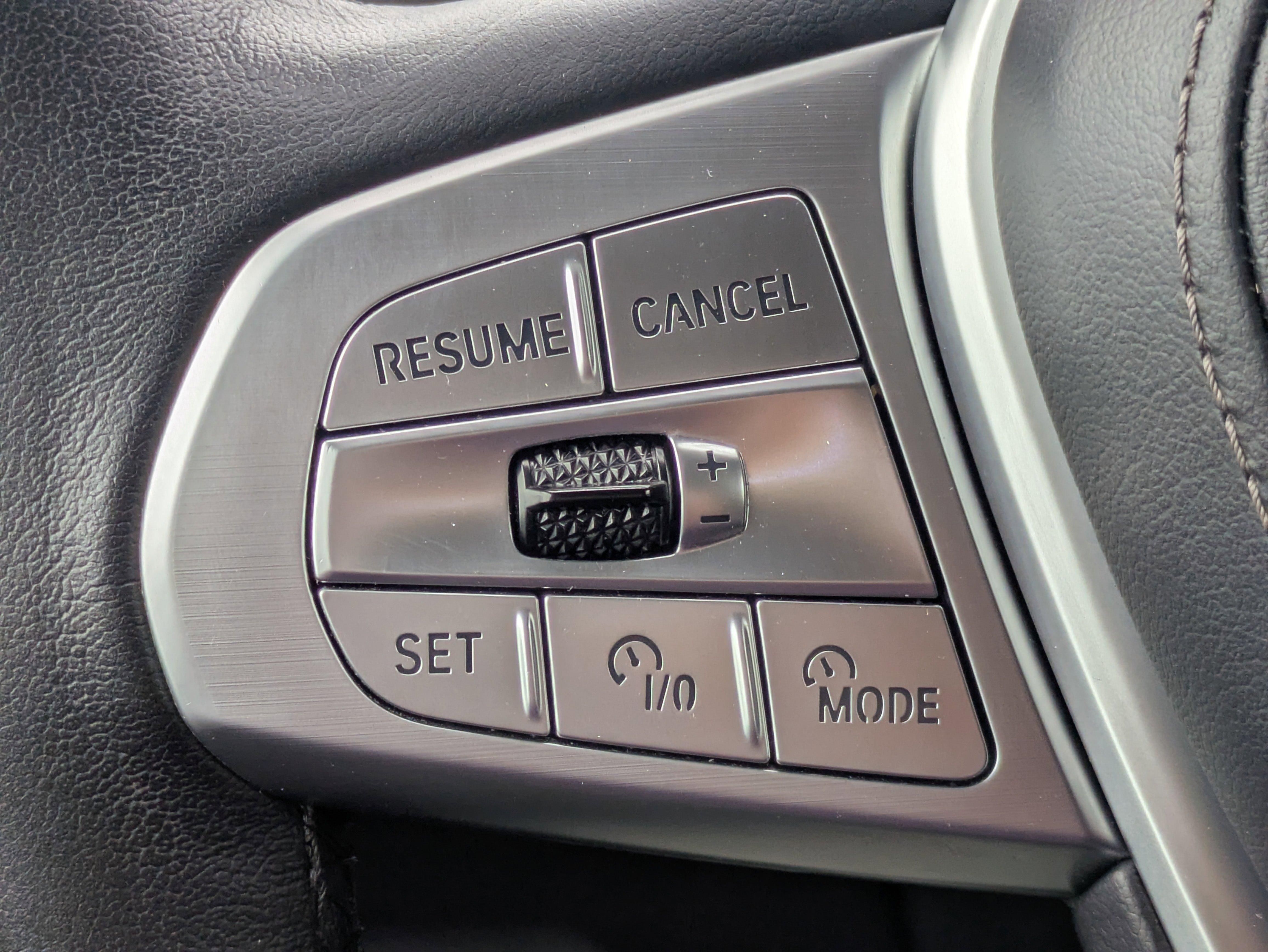 Used 2025 BMW X7 xDrive40i AWD/4WD image 25