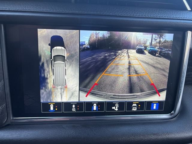 Used 2024 GMC Yukon XL Denali image 48