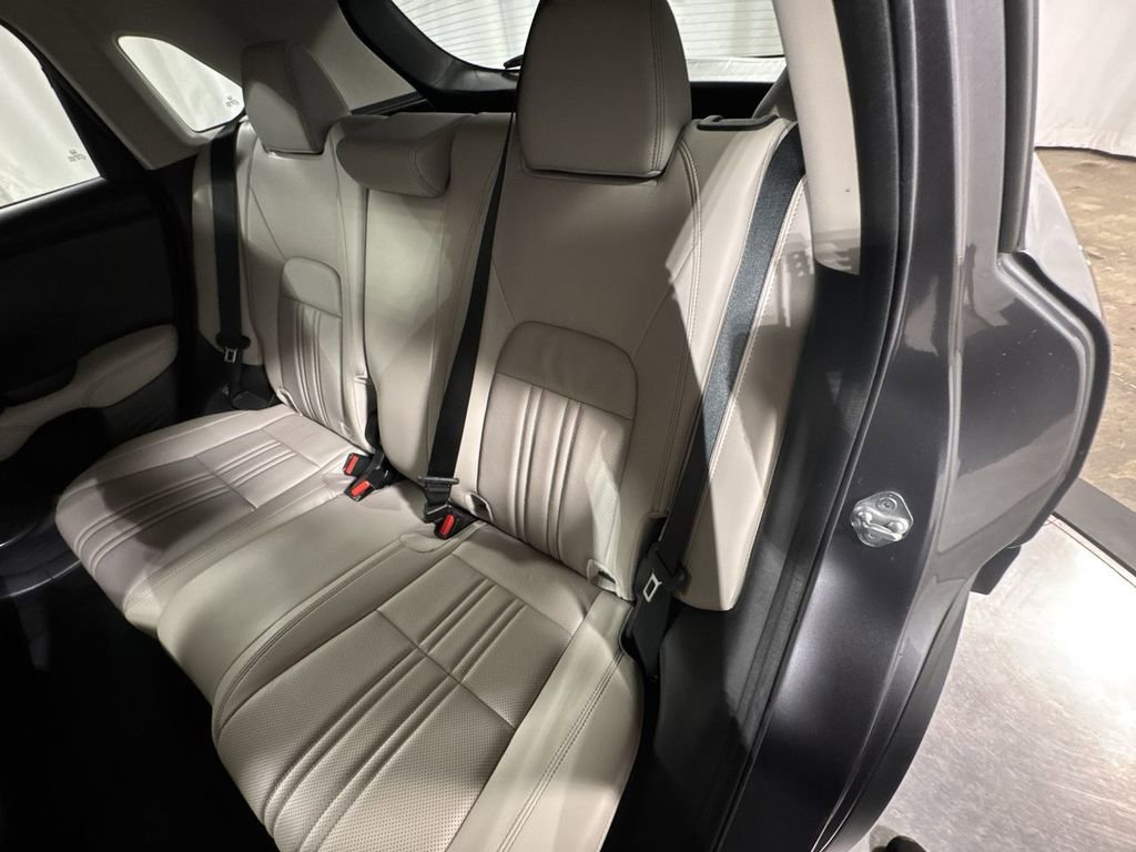 Certified 2023 Honda HR-V EX-L image 30