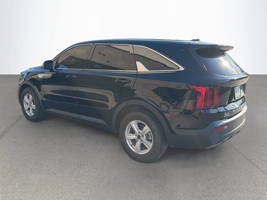 Used 2022 Kia Sorento LX FWD image 6
