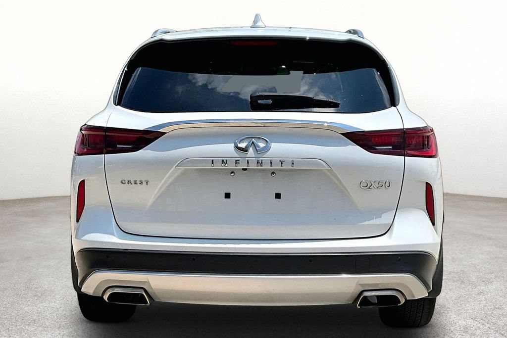 Used 2023 INFINITI QX50 Luxe FWD image 4