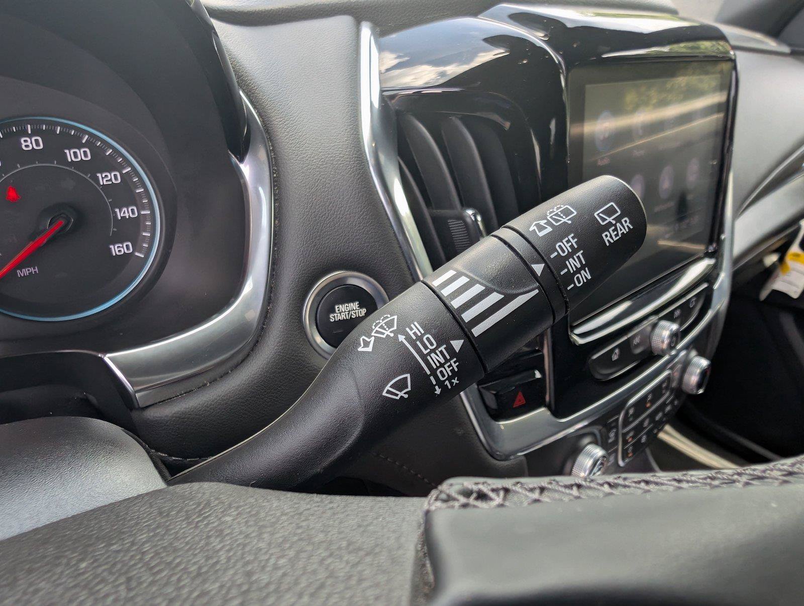 Certified 2023 Chevrolet Traverse LT FWD image 25