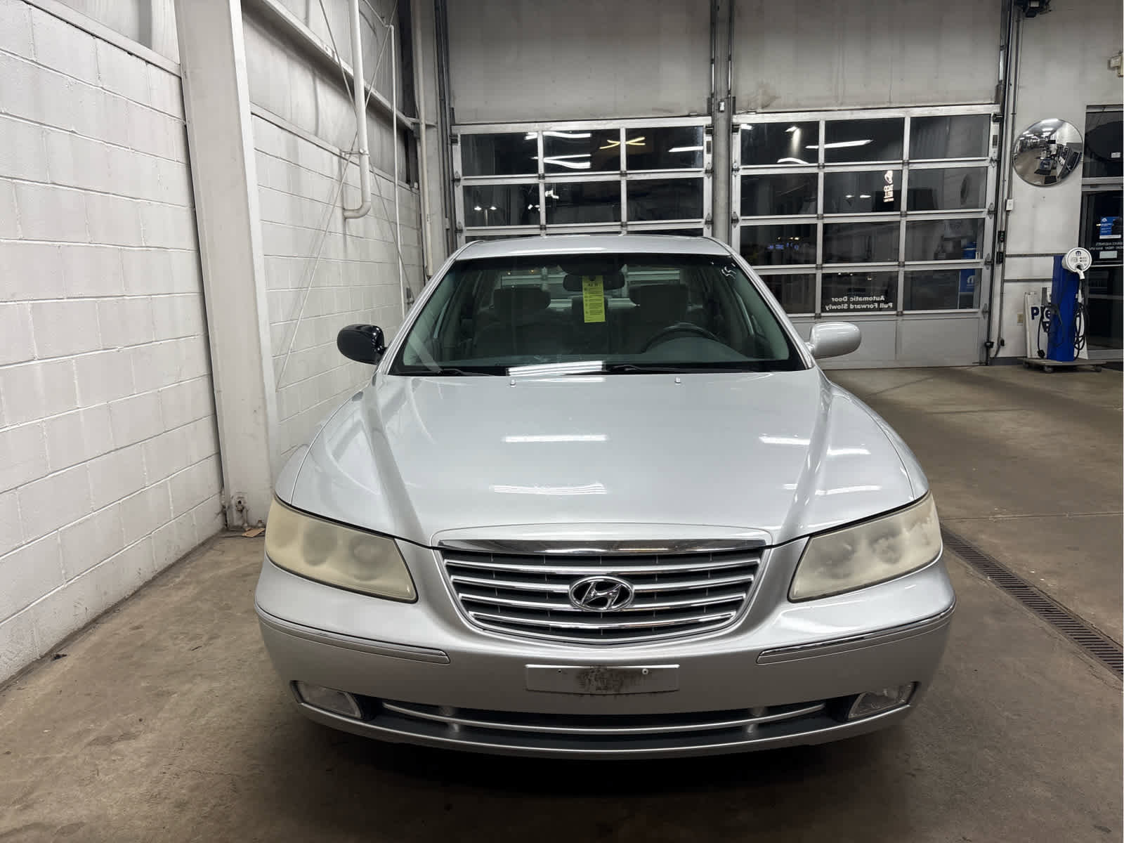 Used 2007 Hyundai Azera Limited image 3