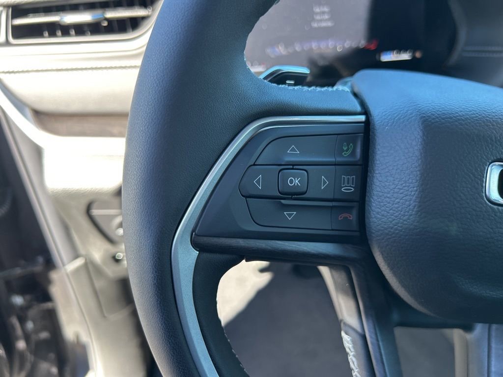 New 2025 Jeep Grand Cherokee Limited image 14