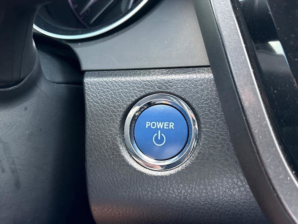 Used 2019 Toyota Camry XLE w/ Sunroof Package FWD image 20