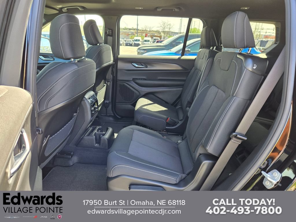 New 2026 Jeep Grand Cherokee L Laredo AWD/4WD image 26
