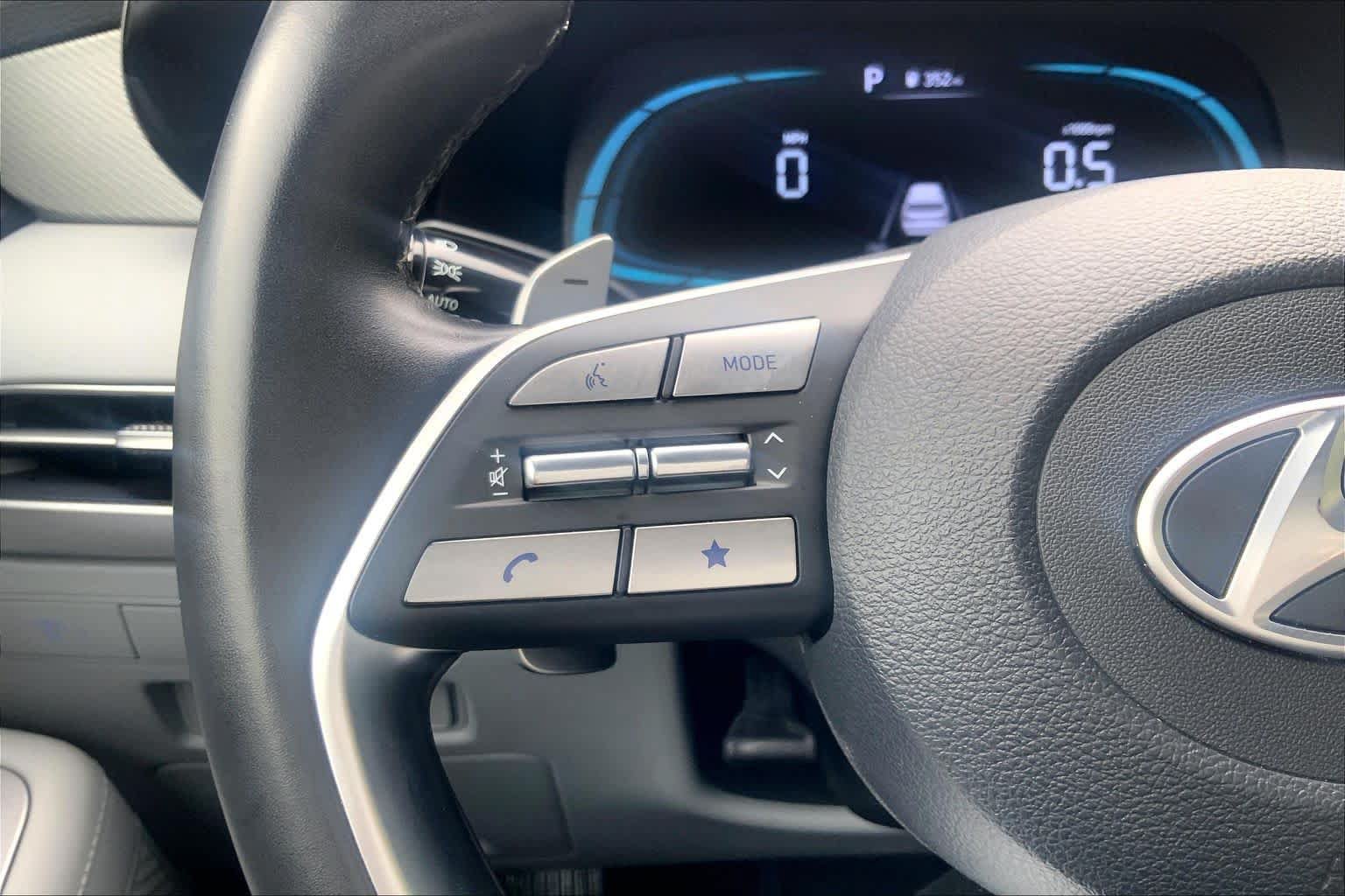 Used 2025 Hyundai Palisade SEL FWD image 22