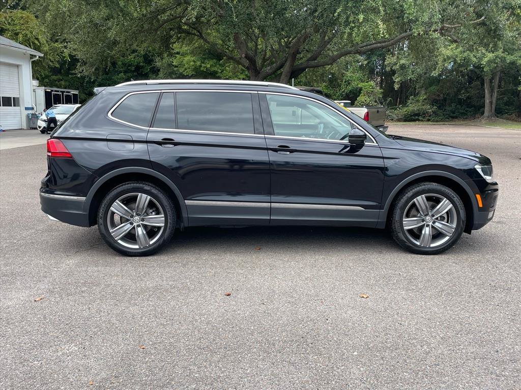 Used 2021 Volkswagen Tiguan SEL w/ 2-Row Tiguan MDO Package AWD/4WD image 2