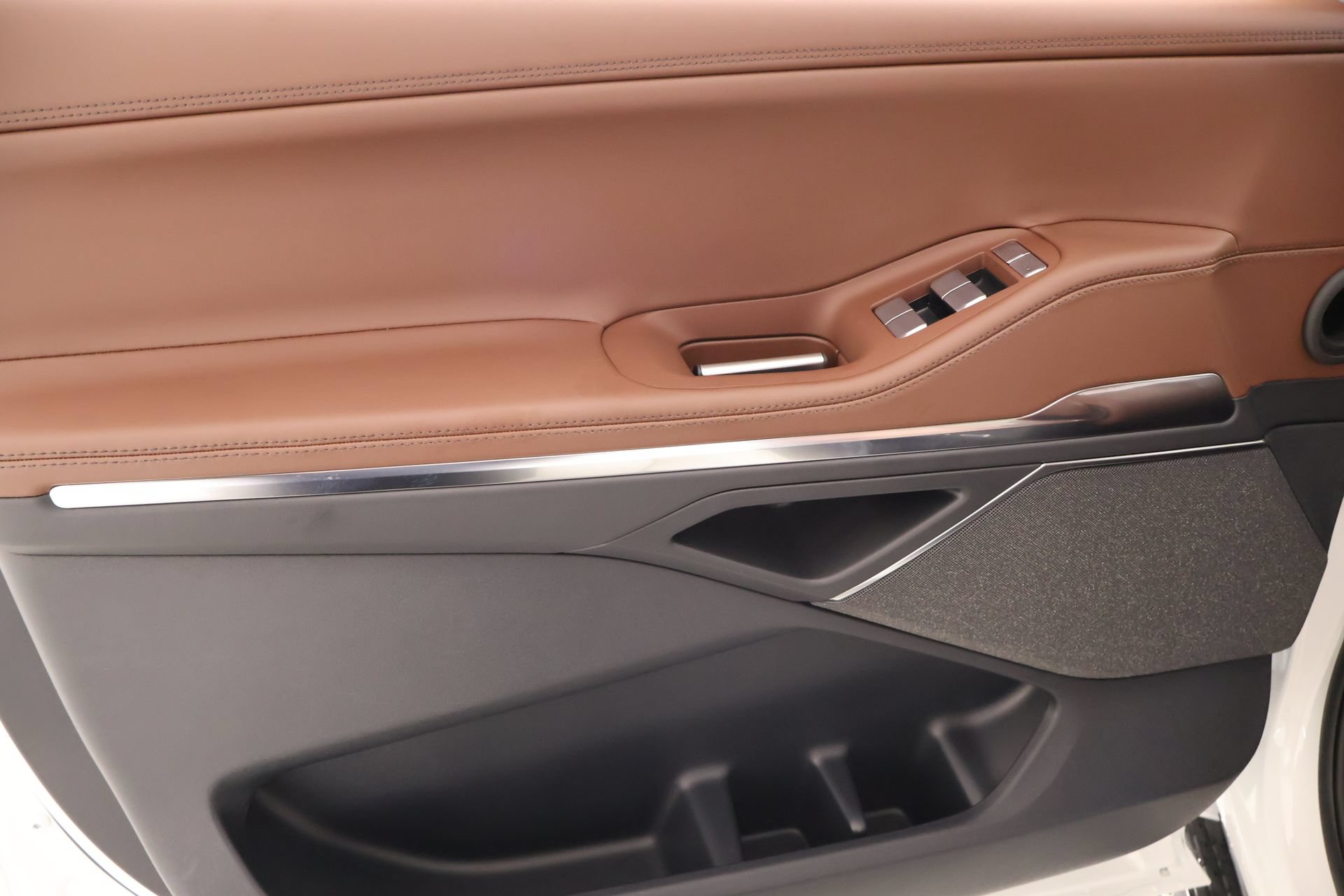 New 2026 Lincoln Navigator L Reserve AWD/4WD image 18