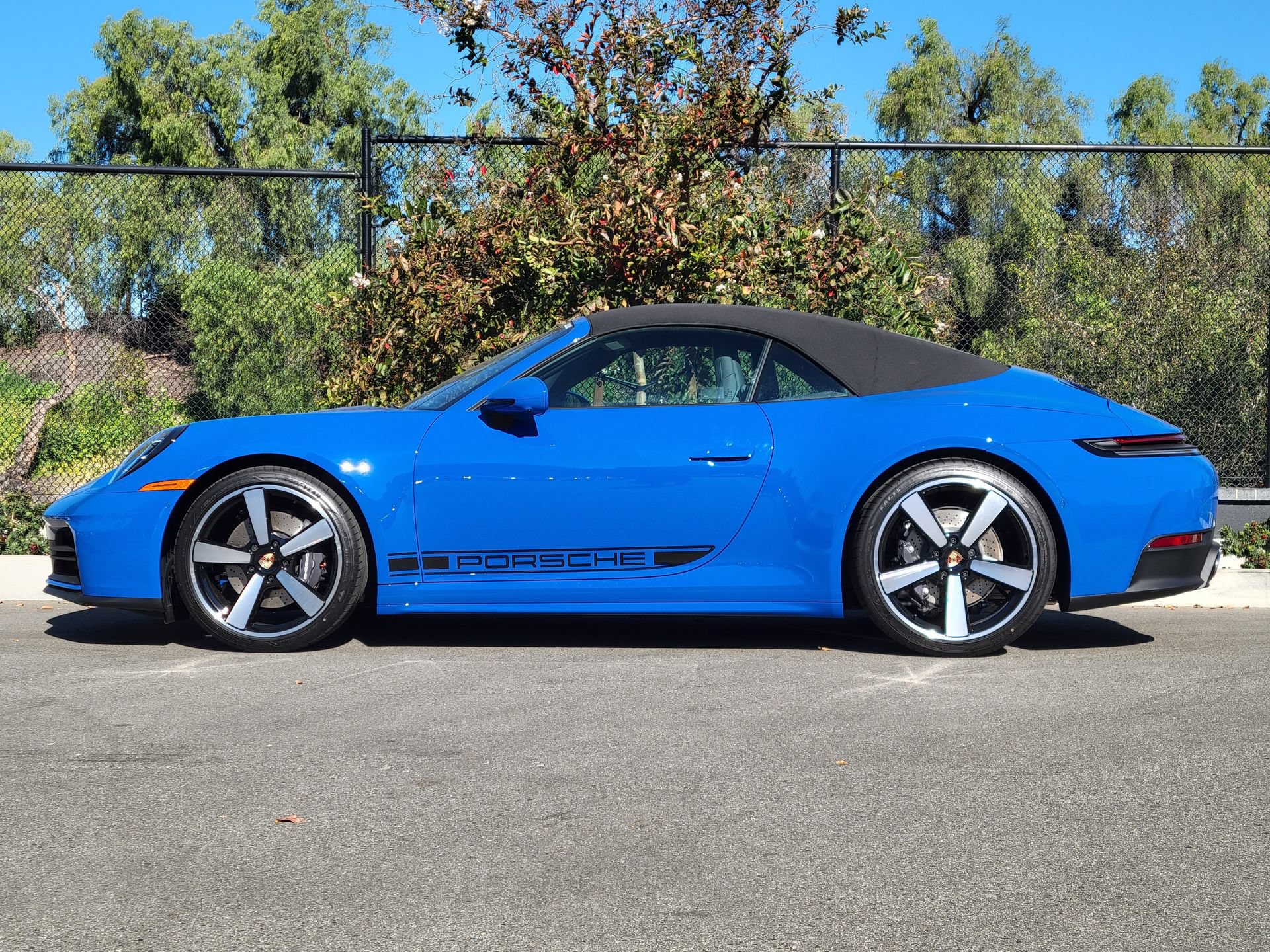 New 2026 Porsche 911 Carrera RWD image 2