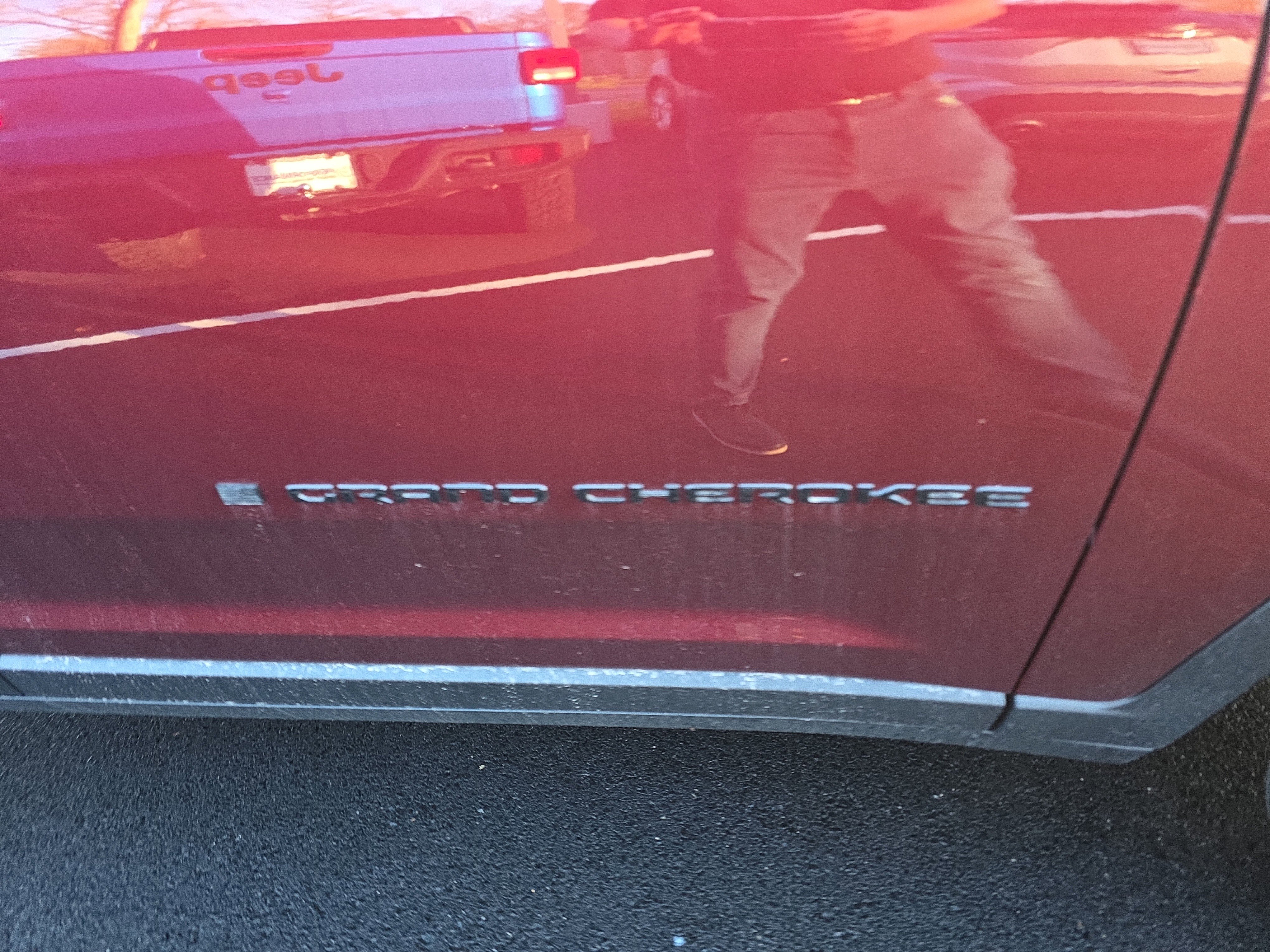 New 2025 Jeep Grand Cherokee Altitude image 23