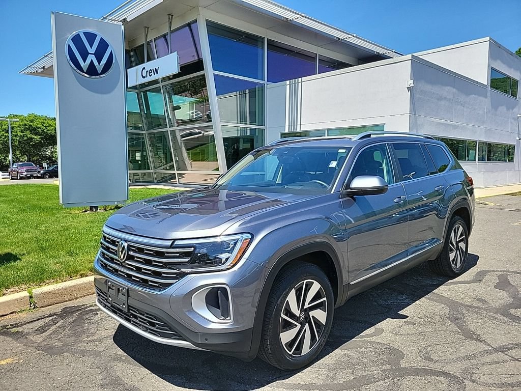 Used 2024 Volkswagen Atlas SEL AWD/4WD image 1