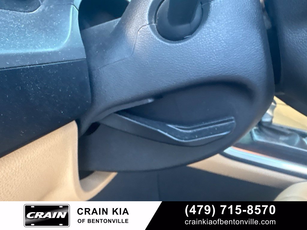 Certified 2024 Kia Carnival LX FWD image 16