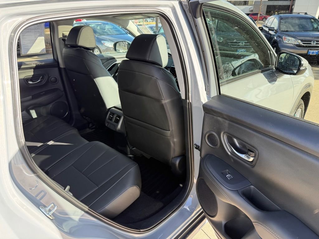 Certified 2025 Acura ADX AWD image 20
