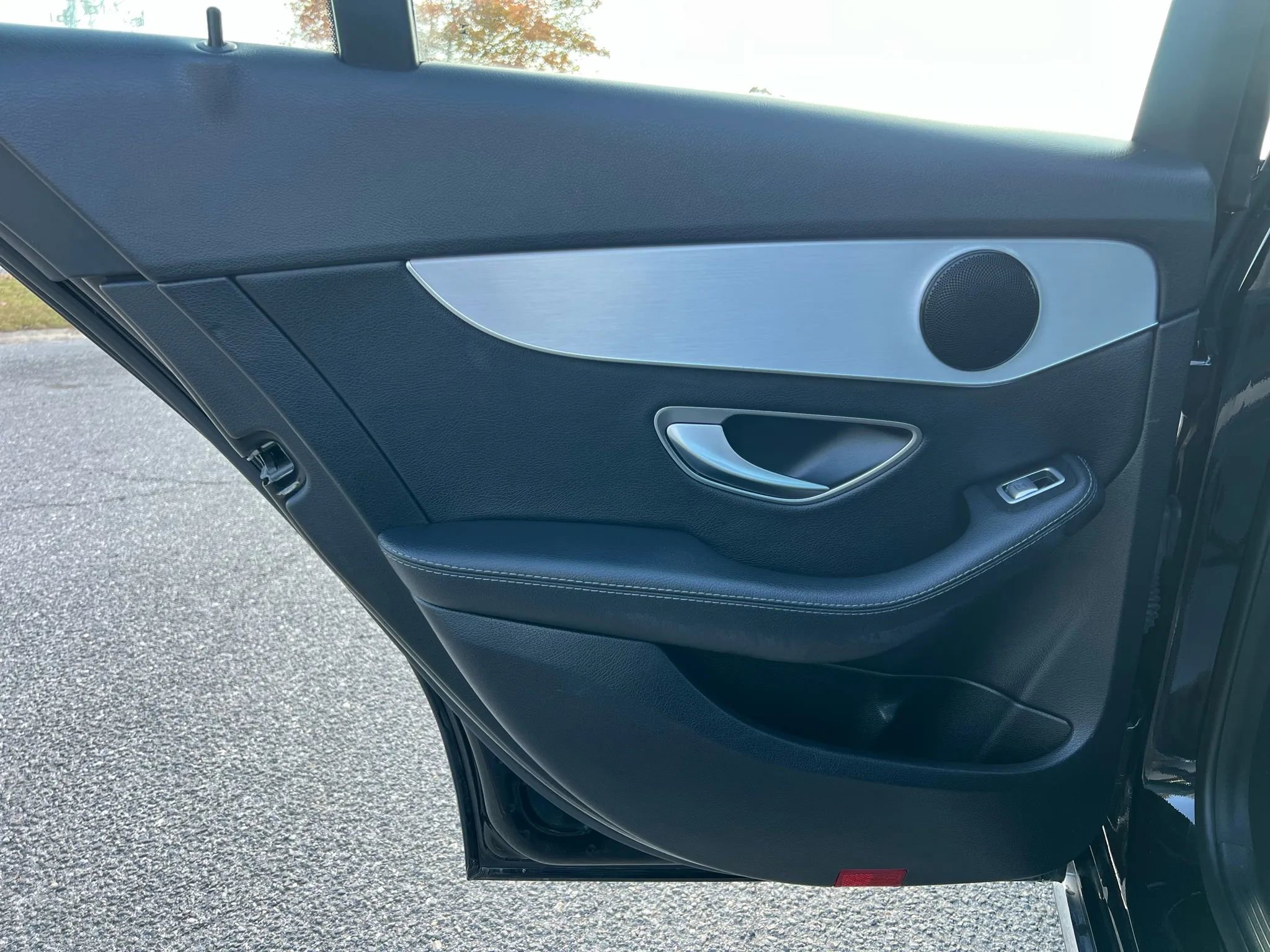 Used 2018 Mercedes-Benz C 300 4MATIC Sedan image 15