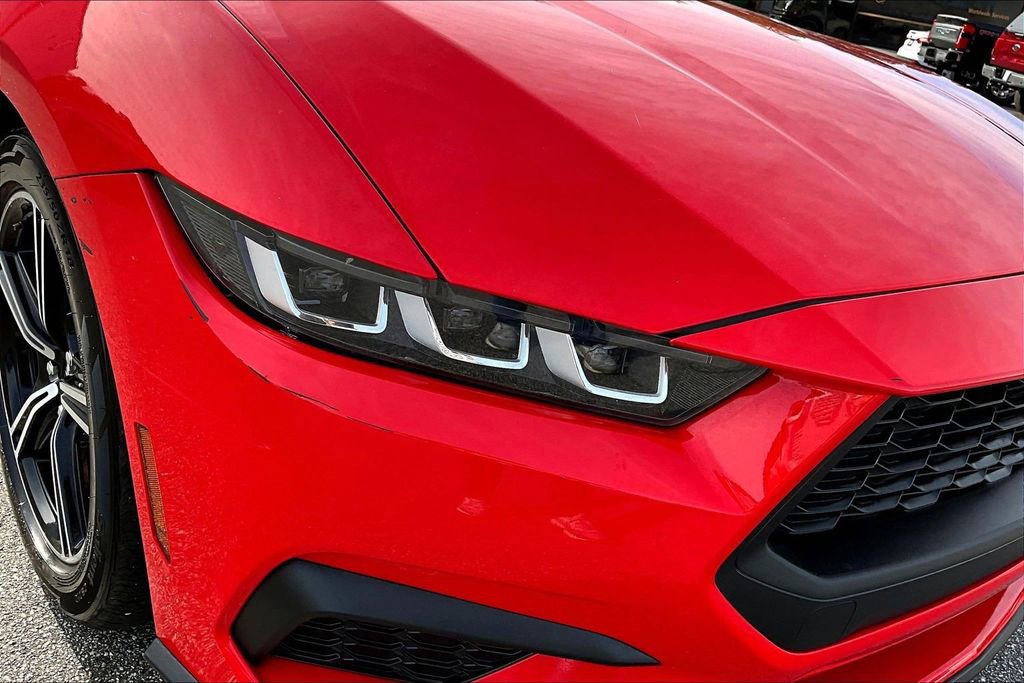 Used 2024 Ford Mustang Premium image 32