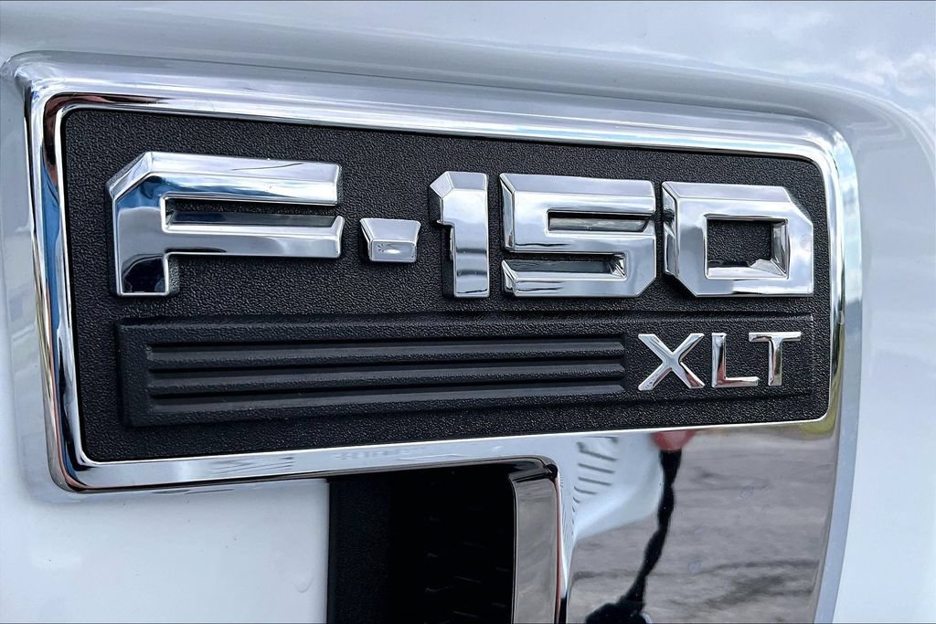 Used 2023 Ford F150 XLT w/ XTR Package AWD/4WD image 8