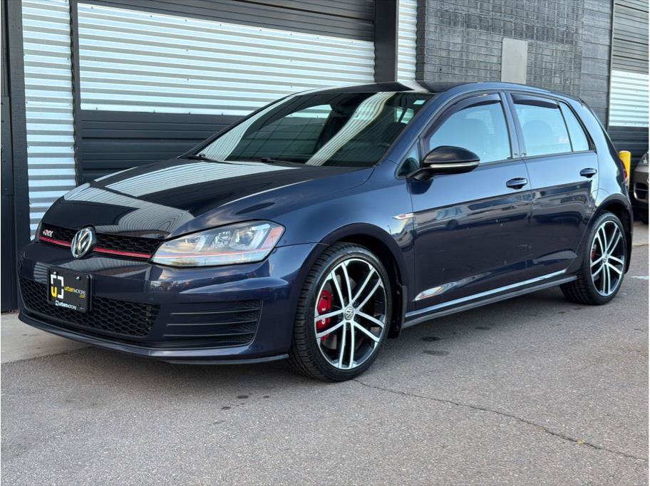 Used 2017 Volkswagen GTI SE FWD image 5