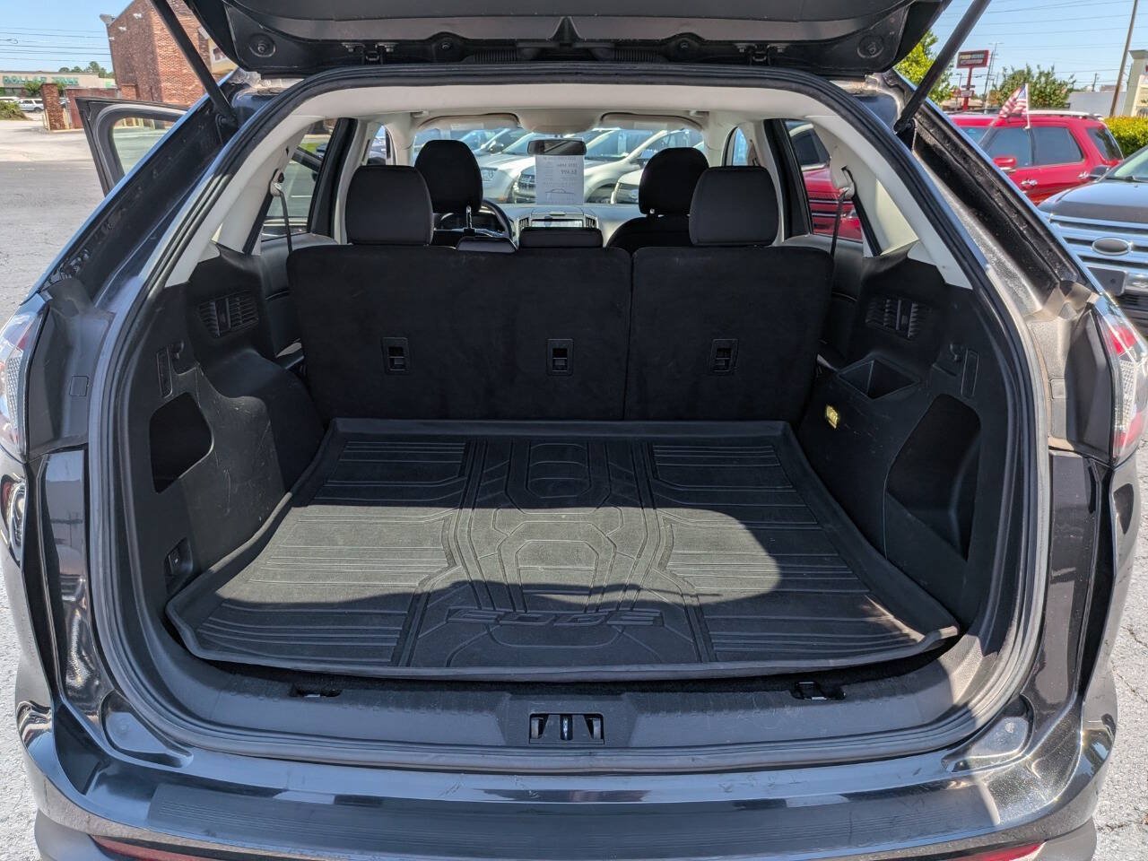 Used 2015 Ford Edge SE w/ Cargo Accessory Package FWD image 20
