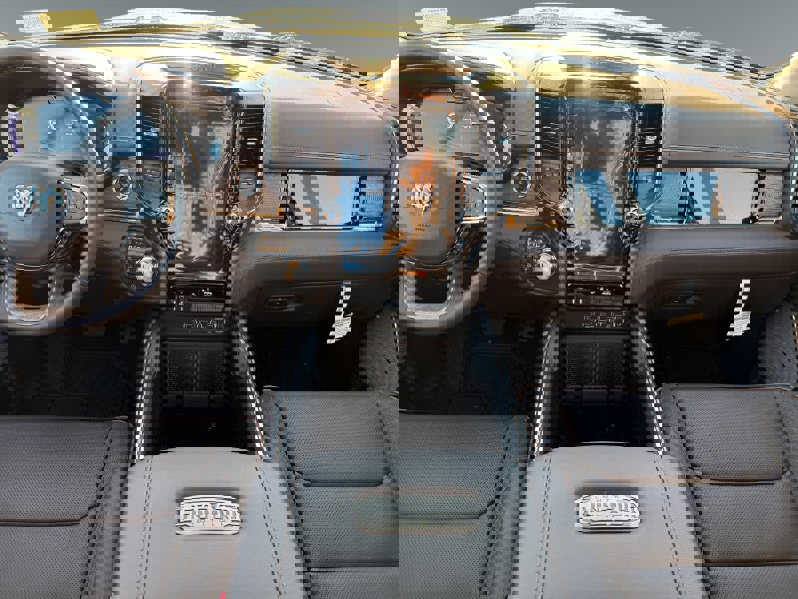 New 2026 RAM 1500 Limited image 10