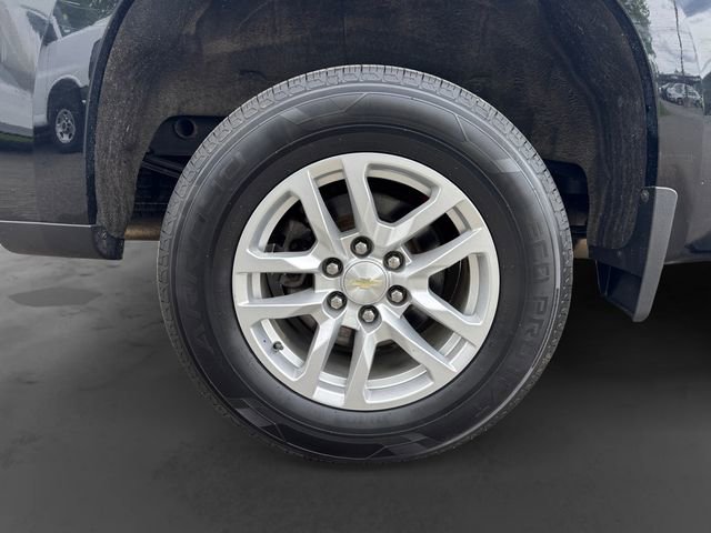 Used 2019 Chevrolet Silverado 1500 LT AWD/4WD image 7